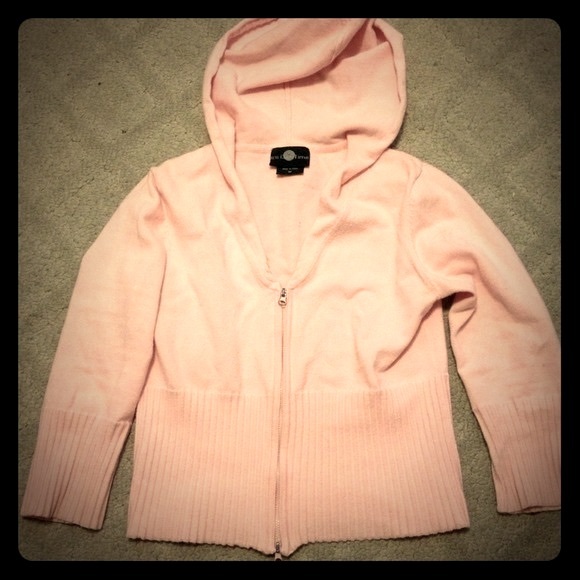 Pretty Light Pink Zip Up Hooded Sweater Size Medium - Picture 1 of 2